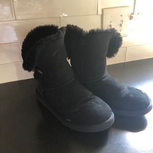 Black ankle UGGS